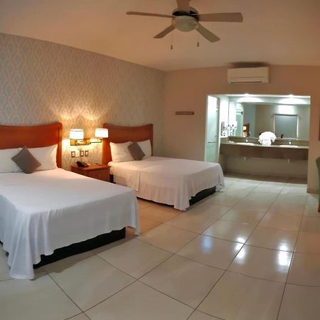 Hotel Maioris Navolato San Pedro  Extérieur photo